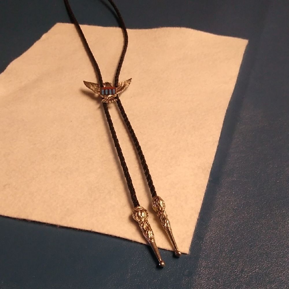 Vintage SilverTone Metal Turquoise colored Eagle Black Leather Bolo Southwest